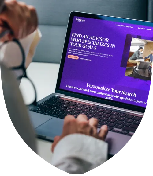 Woman browsing the Your Advisor Guide website on her laptop