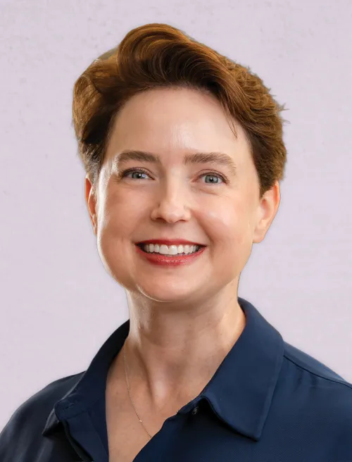 Lisa Barr headshot